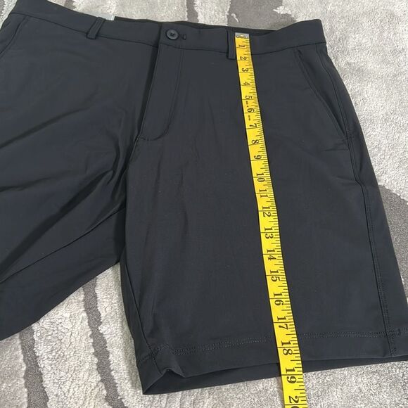 Greg Norman Golf Stretch Shorts Size 34 Black - Picture 6 of 9